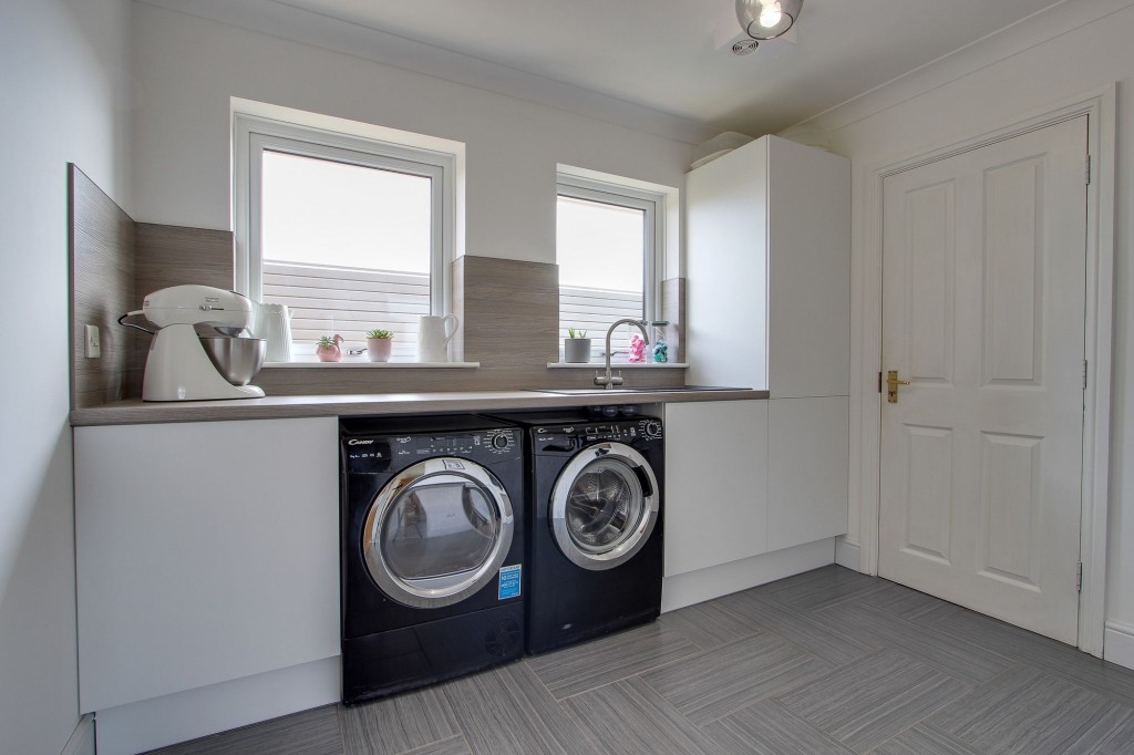 Grebe Close, Sutton Bridge, PE12