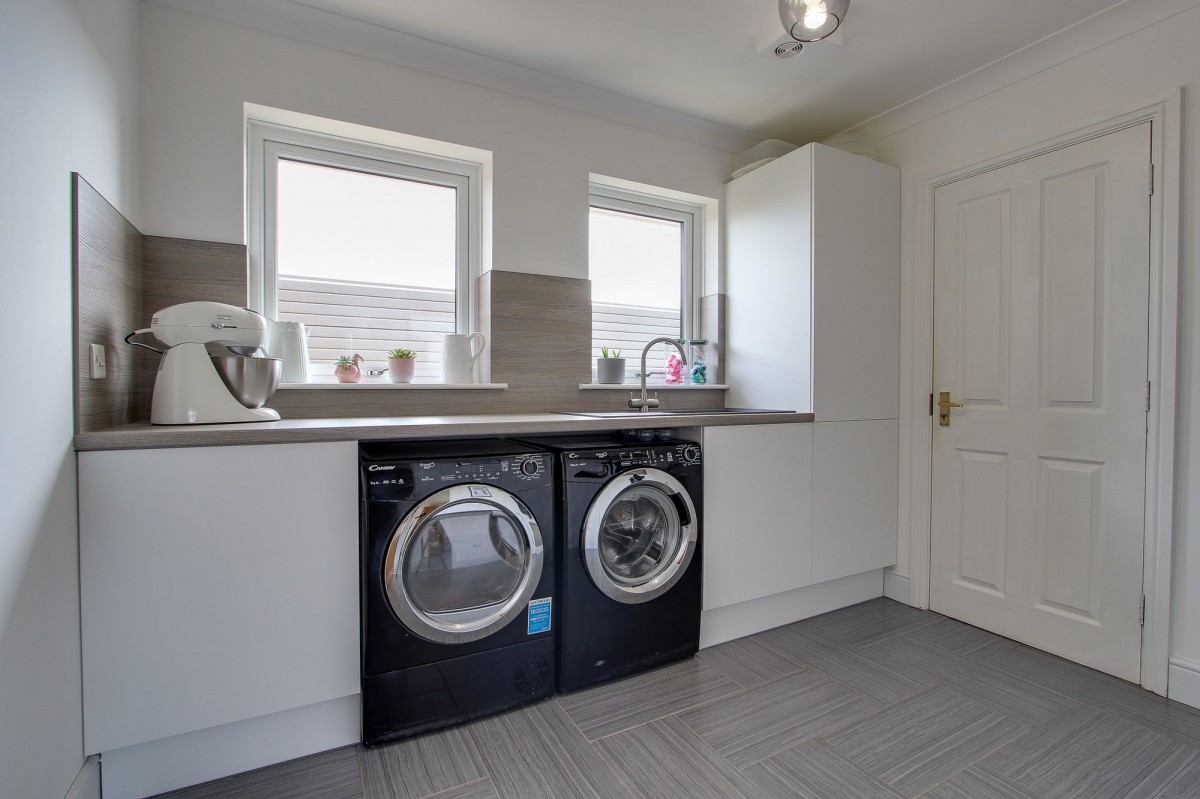 Grebe Close, Sutton Bridge, PE12