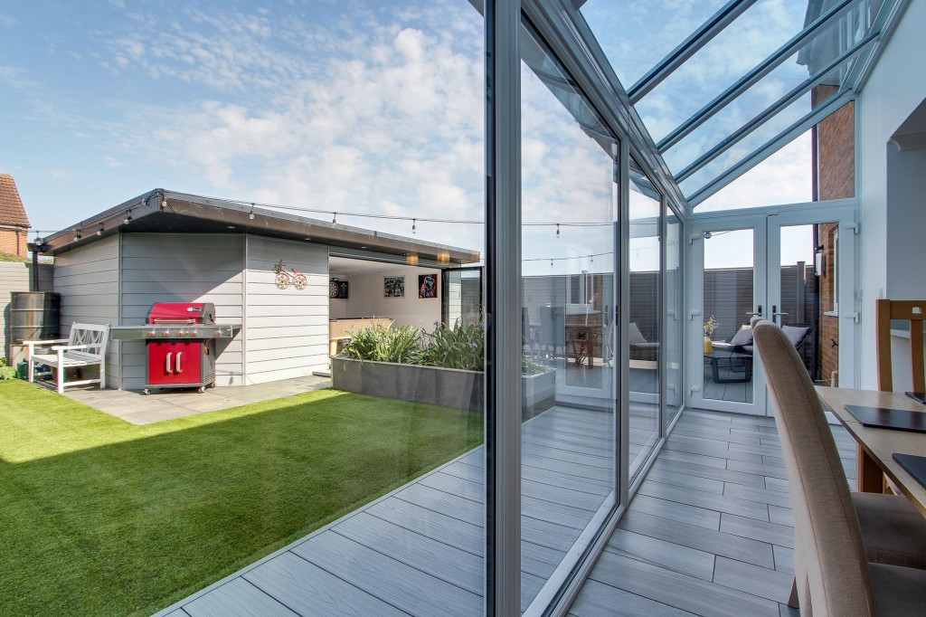 Grebe Close, Sutton Bridge, PE12