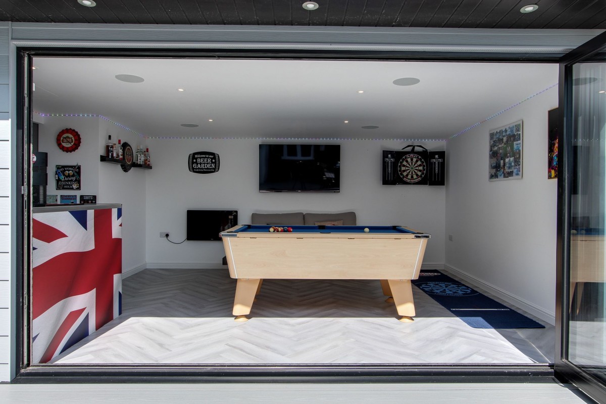 Grebe Close, Sutton Bridge, PE12