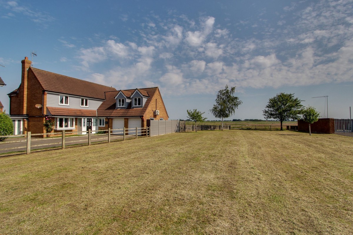 Grebe Close, Sutton Bridge, PE12