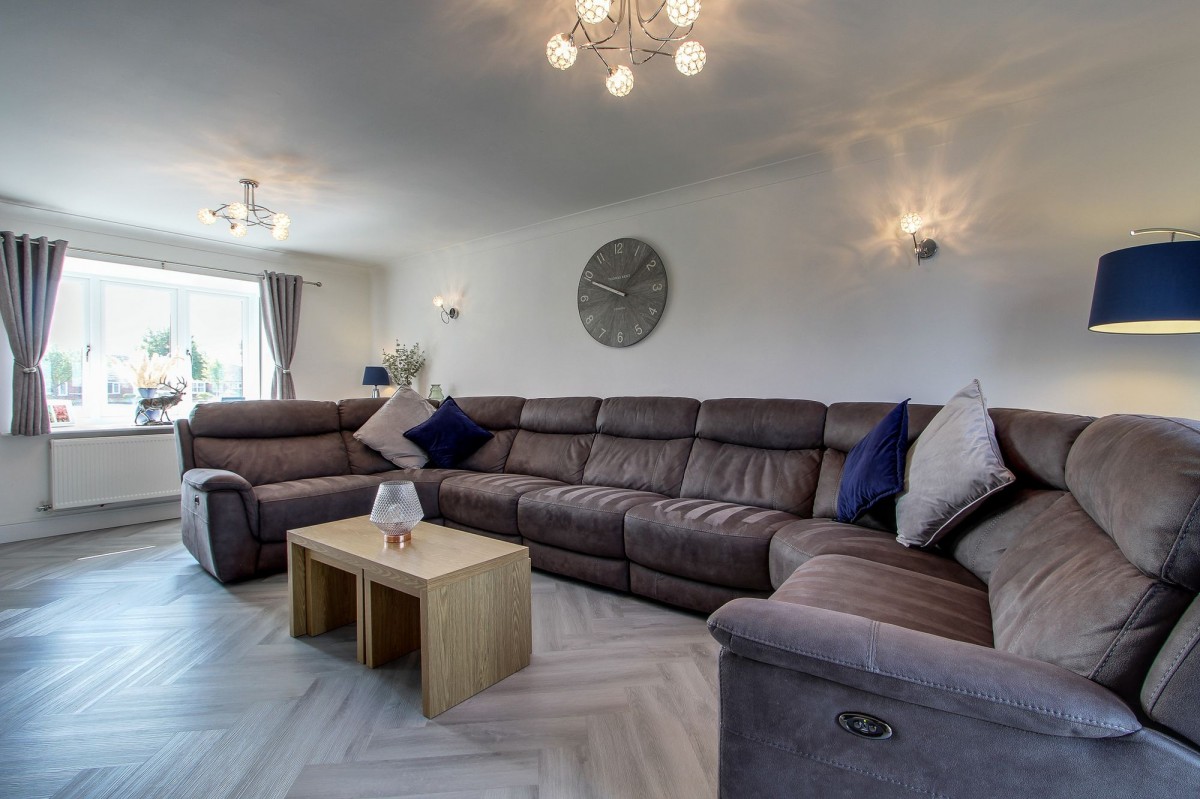 Grebe Close, Sutton Bridge, PE12