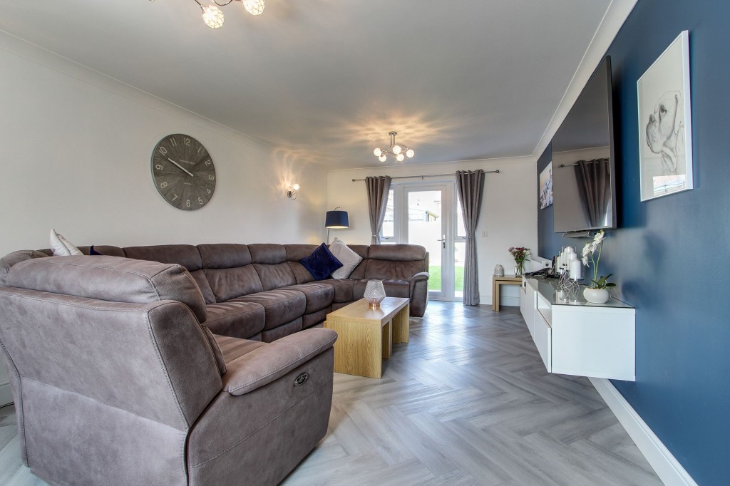 Grebe Close, Sutton Bridge, PE12