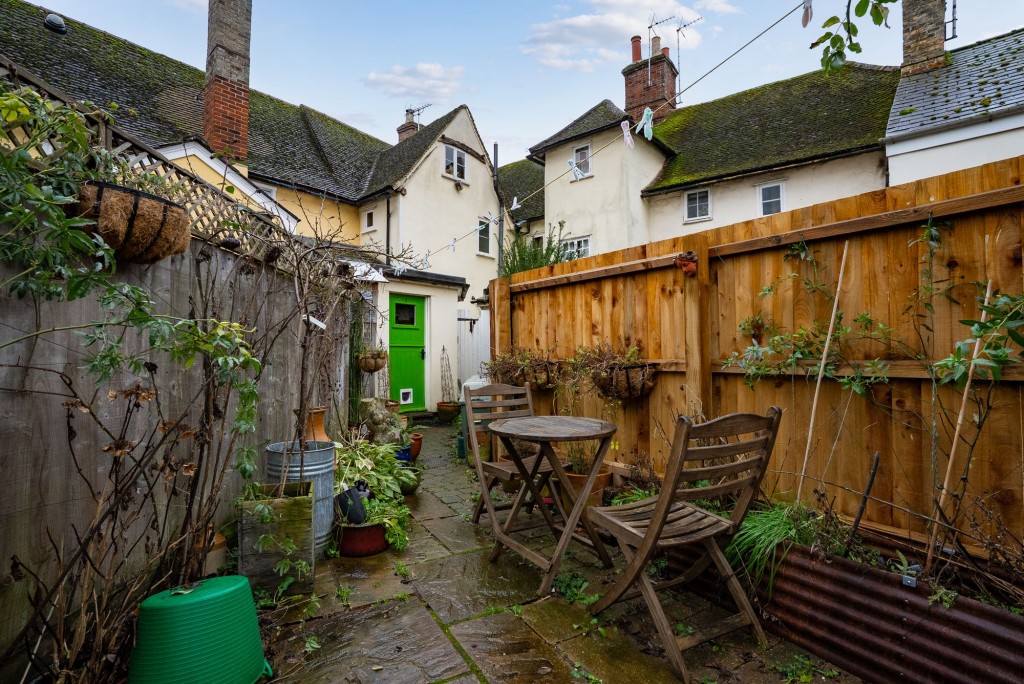 Coles Lane, Linton, CB21