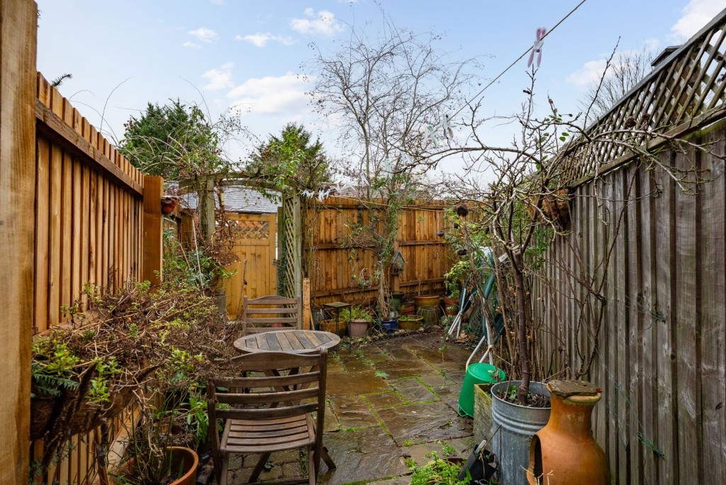 Coles Lane, Linton, CB21