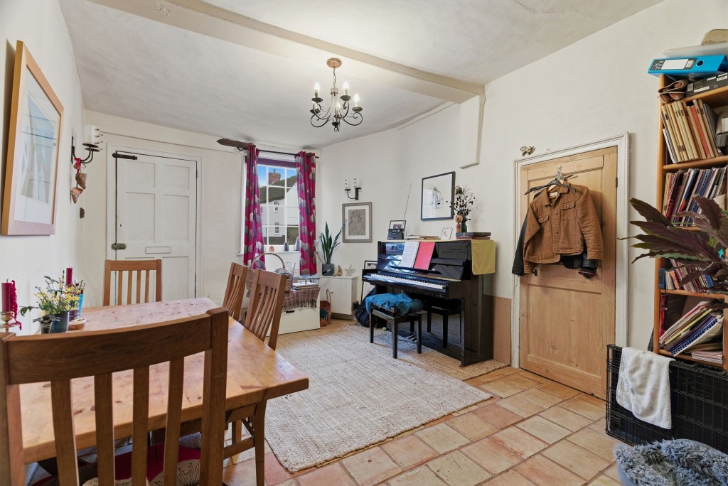 Coles Lane, Linton, CB21