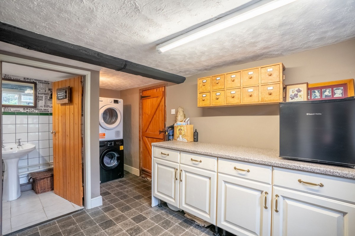 Beeches Road, West Row, IP28