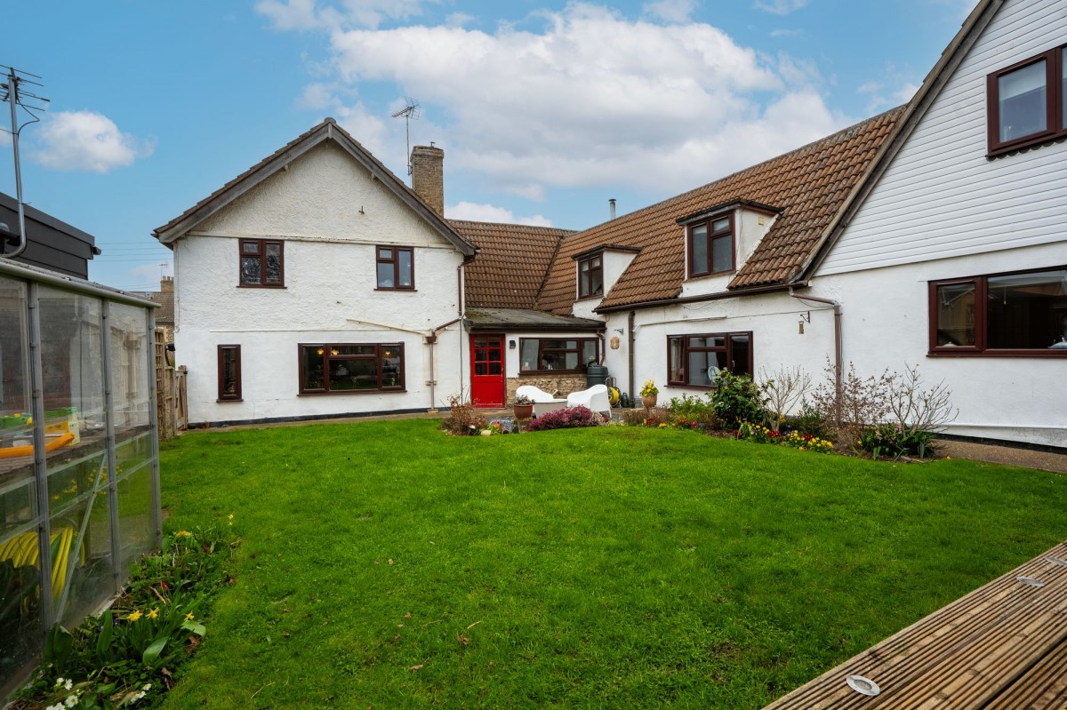 Beeches Road, West Row, IP28