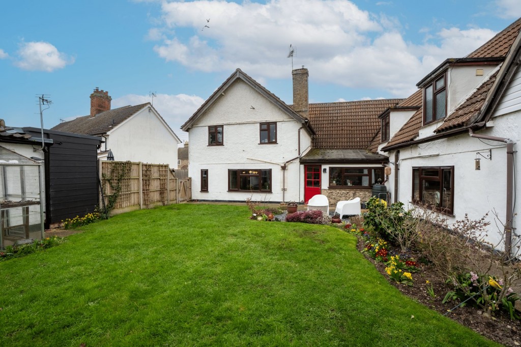 Beeches Road, West Row, IP28
