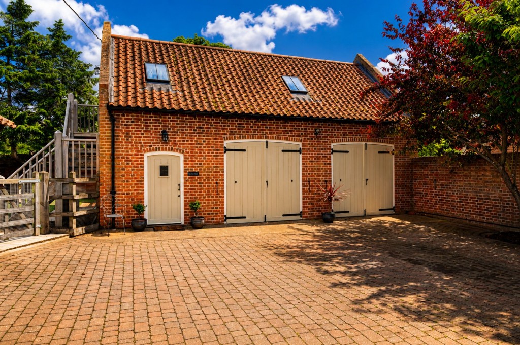 Front Road, Murrow, PE13