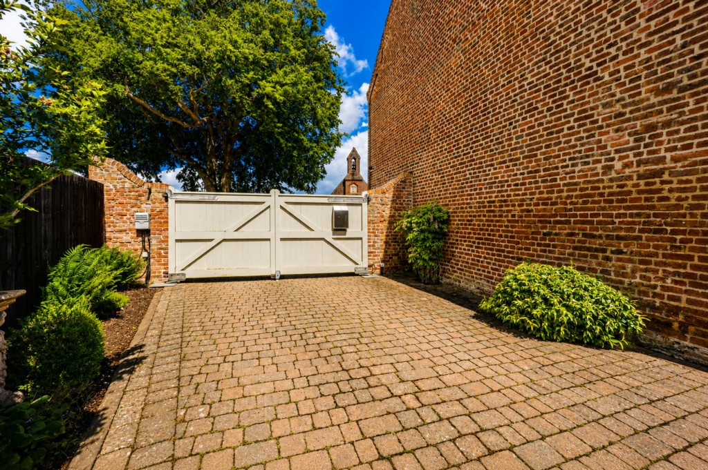 Front Road, Murrow, PE13