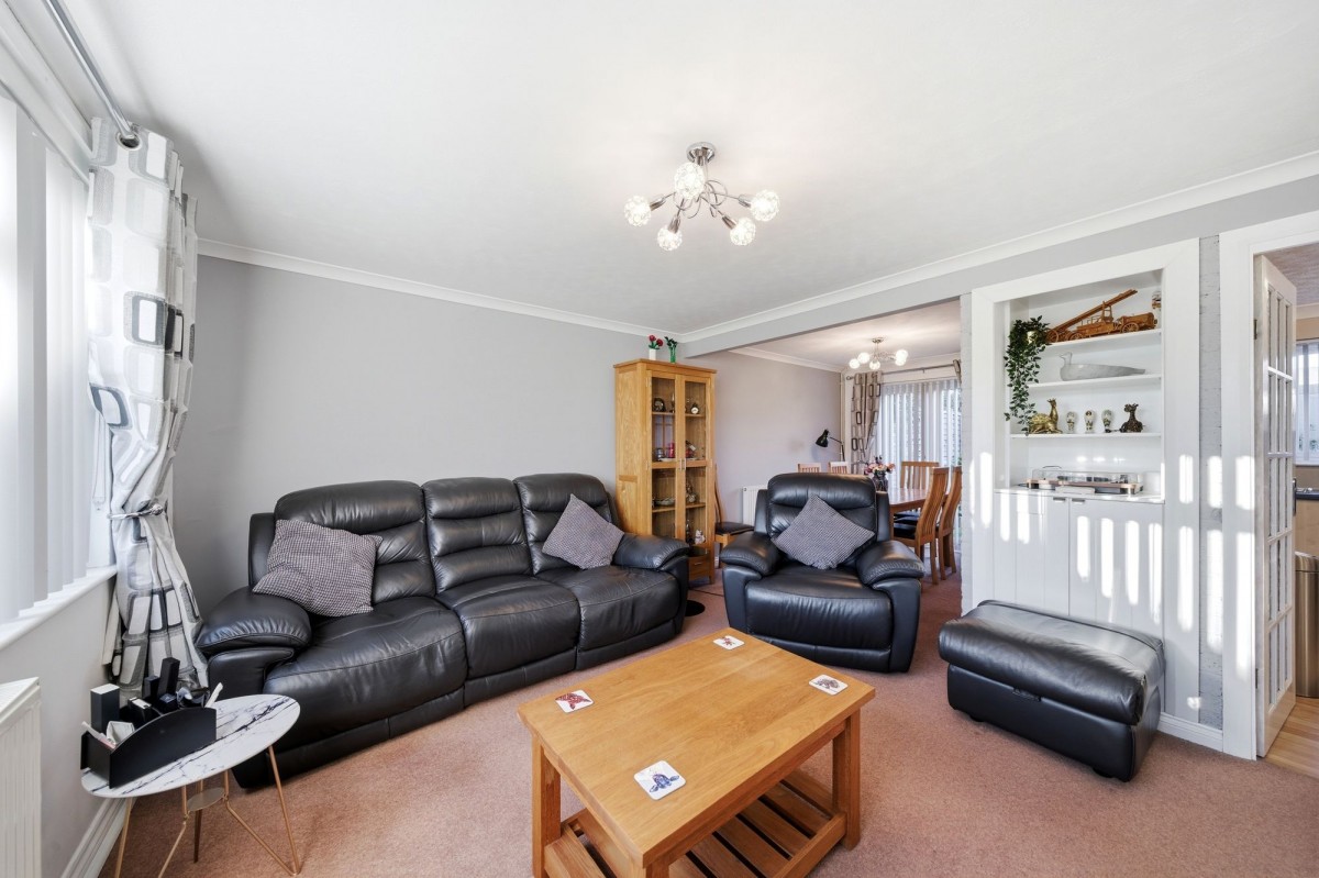 Whitfield Close, Cambridge, CB4