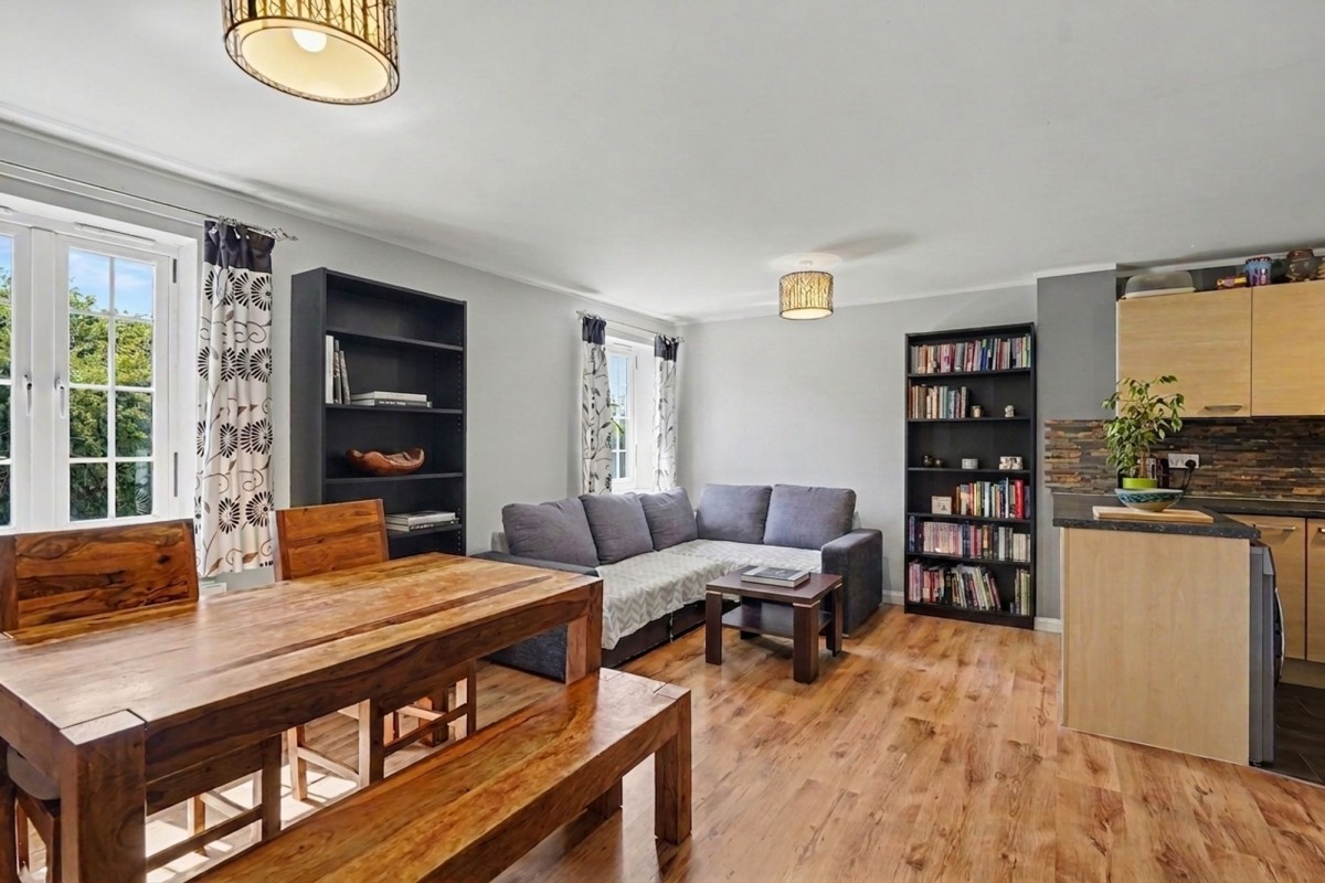 Meadow Lane, Newmarket, CB8