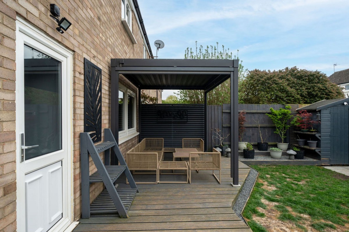 Magdalene Close, Longstanton, CB24