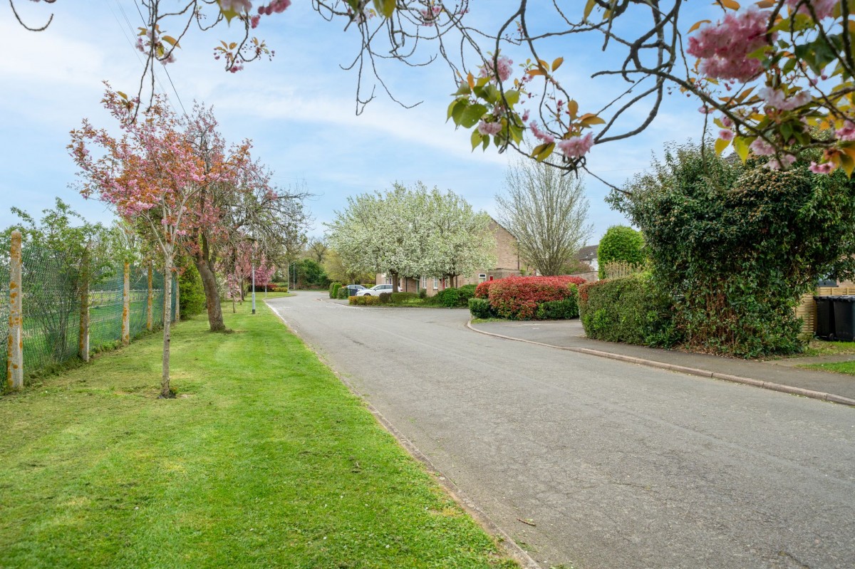 Magdalene Close, Longstanton, CB24