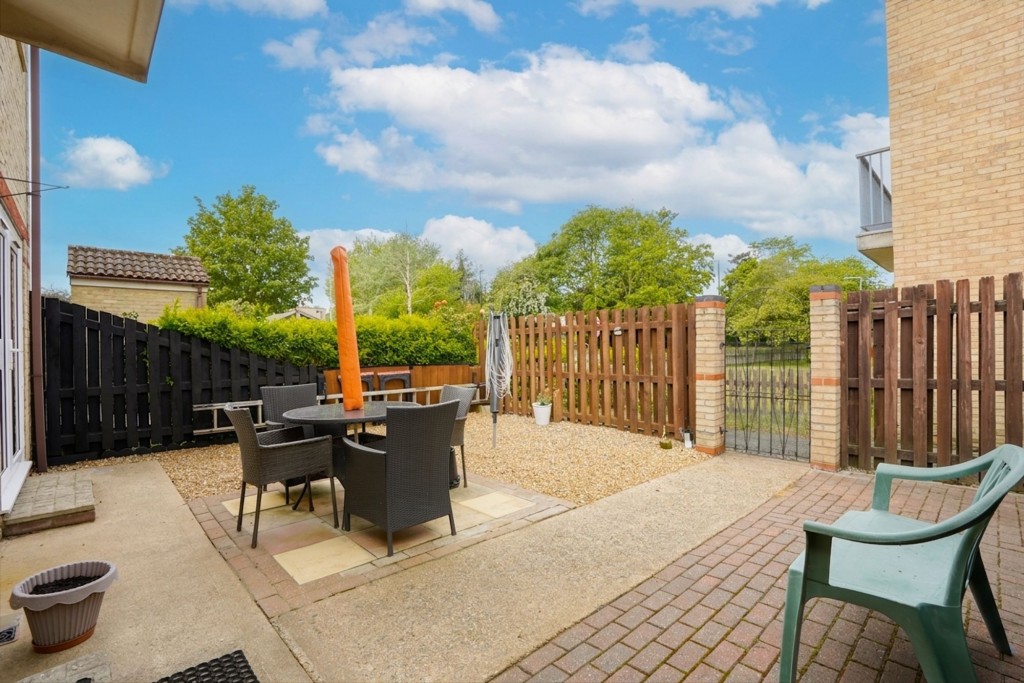 Bill Rickaby Drive, Newmarket, CB8
