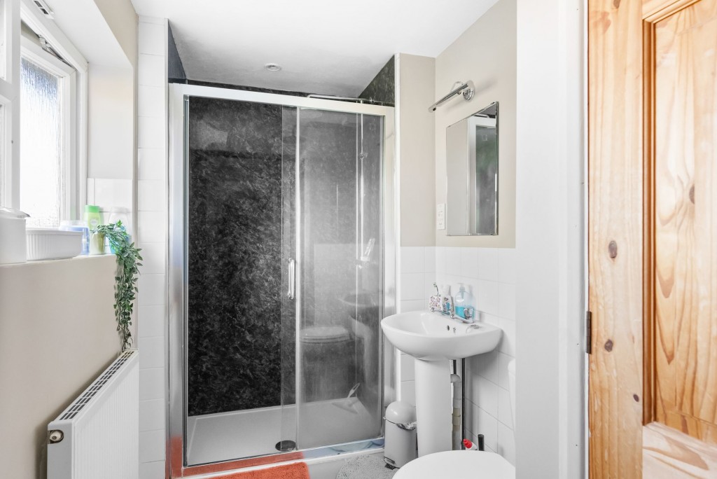 Emsons Close, Linton, CB21