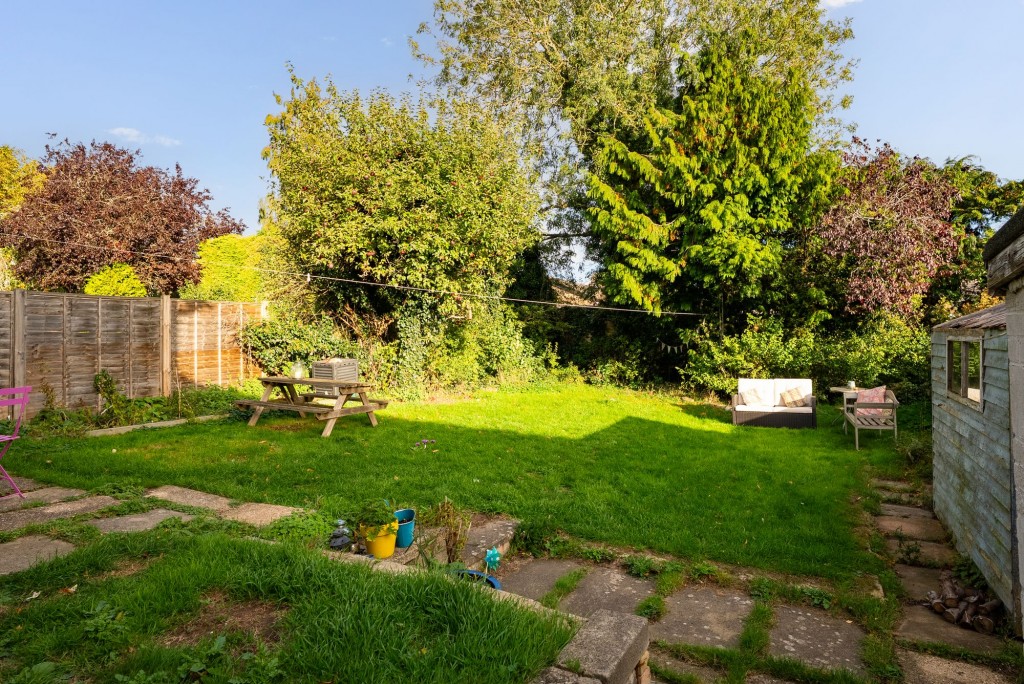 Emsons Close, Linton, CB21