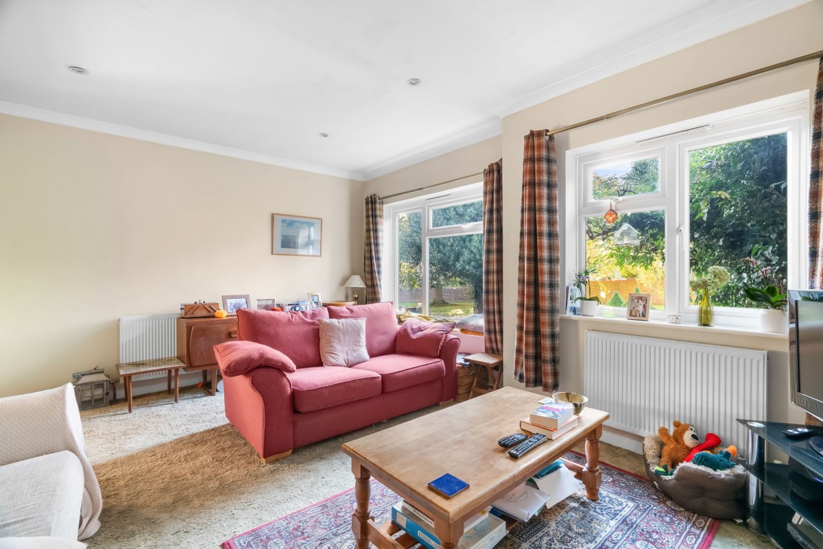 Emsons Close, Linton, CB21