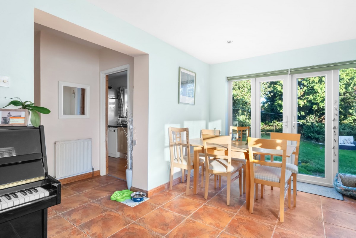 Emsons Close, Linton, CB21