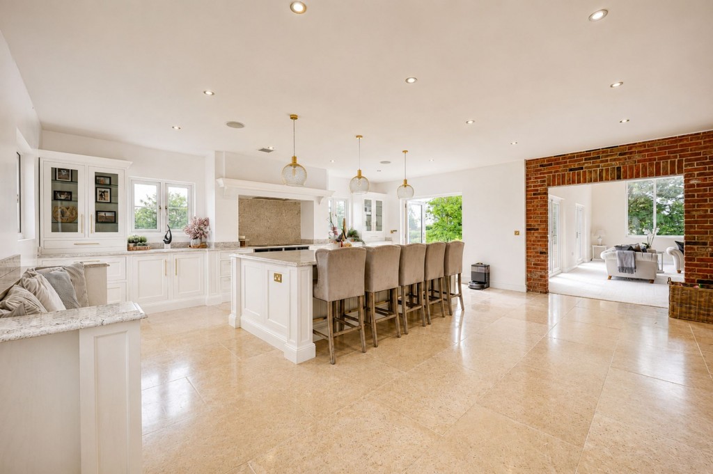 Coronation Avenue, Throckenholt, PE12