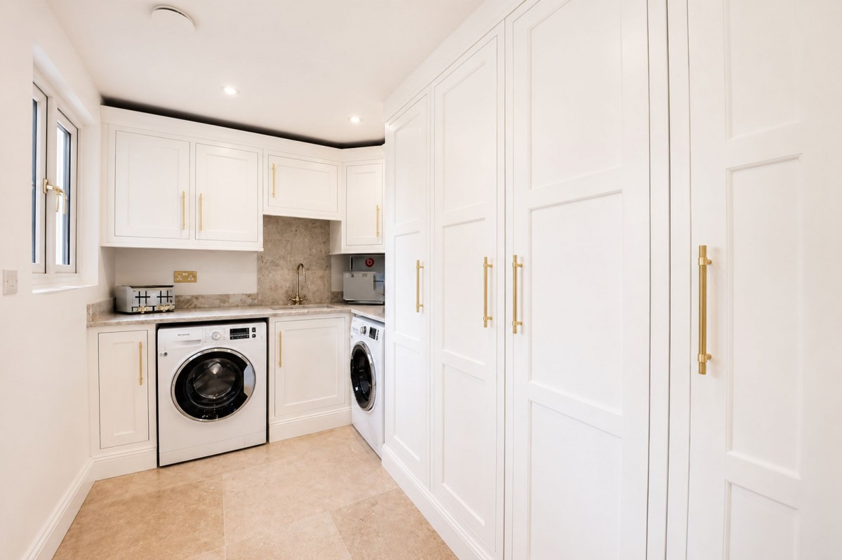 Coronation Avenue, Throckenholt, PE12