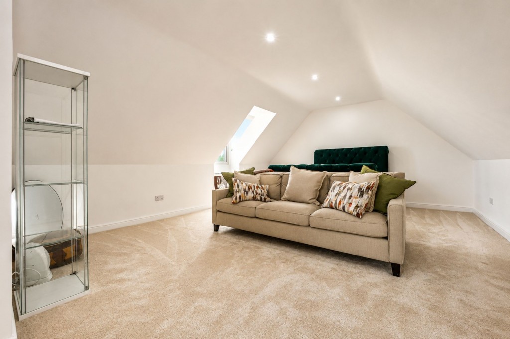 Coronation Avenue, Throckenholt, PE12