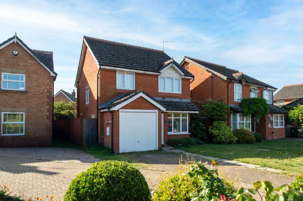 Sutton Close, Milton, CB24