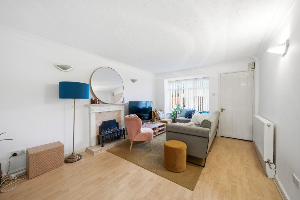 Sutton Close, Milton, CB24