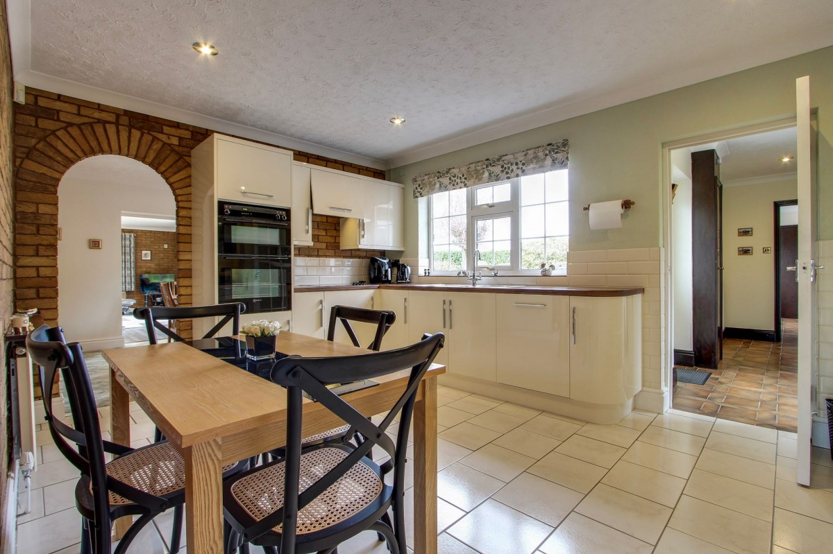 36 Elmfield Drive, Emneth, PE14