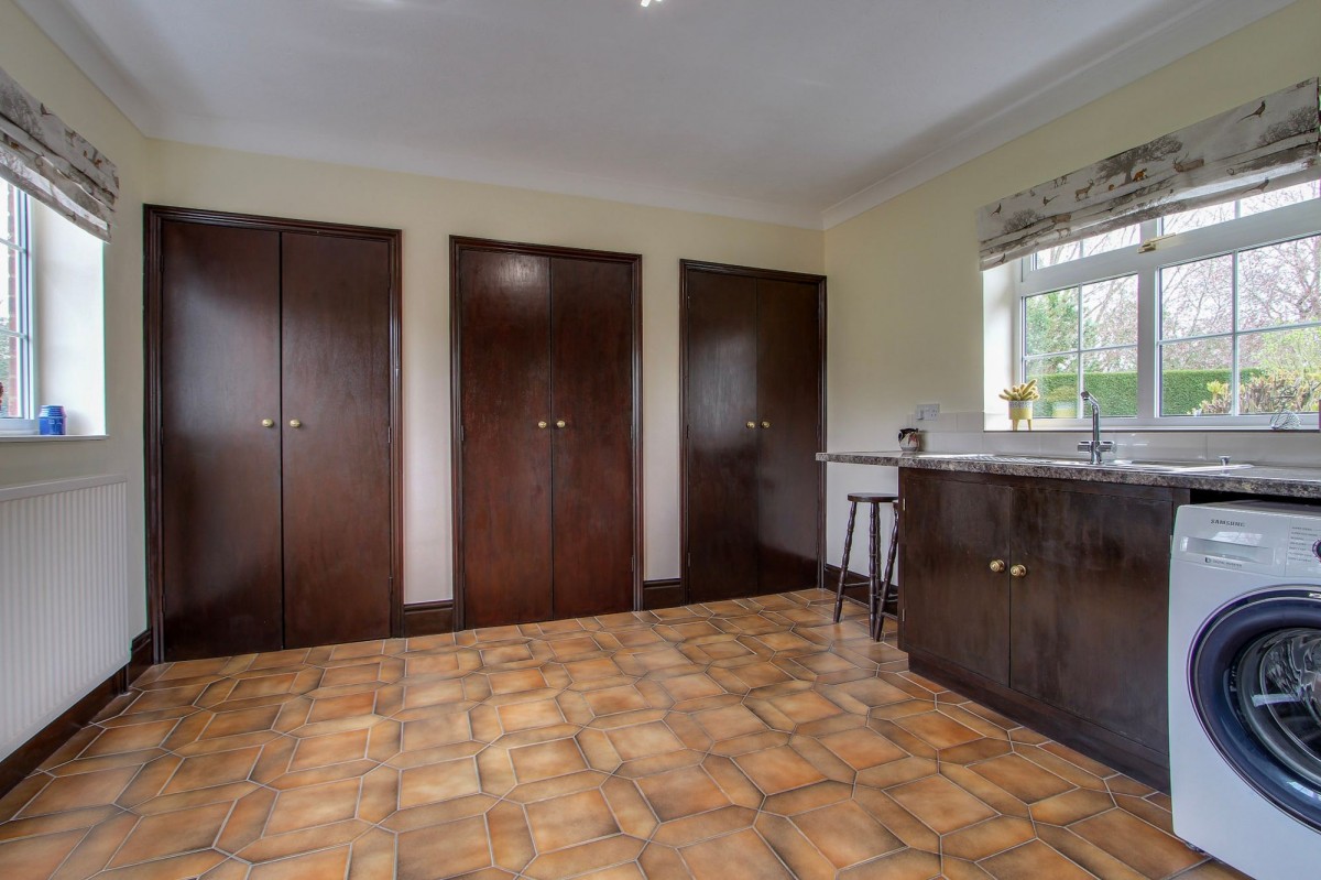 36 Elmfield Drive, Emneth, PE14