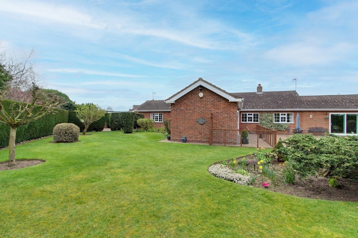 36 Elmfield Drive, Emneth, PE14