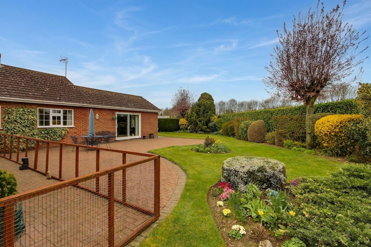 36 Elmfield Drive, Emneth, PE14