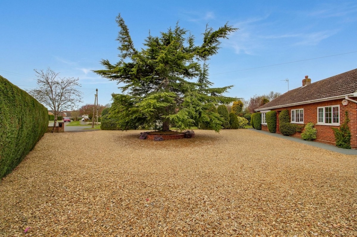 36 Elmfield Drive, Emneth, PE14