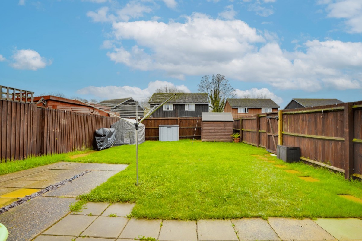 Mill Reef Close, Newmarket, CB8