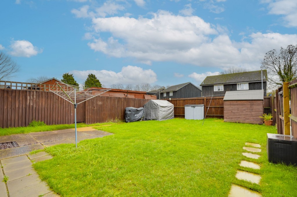 Mill Reef Close, Newmarket, CB8