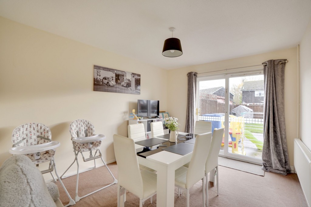 Mill Reef Close, Newmarket, CB8