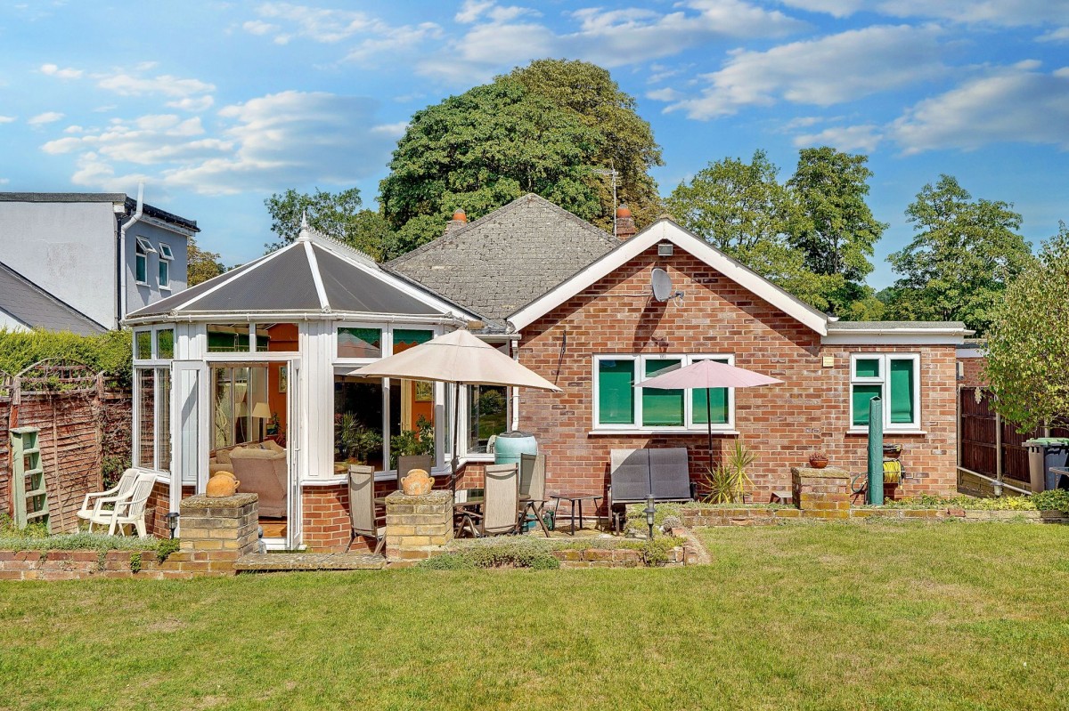 Ashley Road, Newmarket, CB8