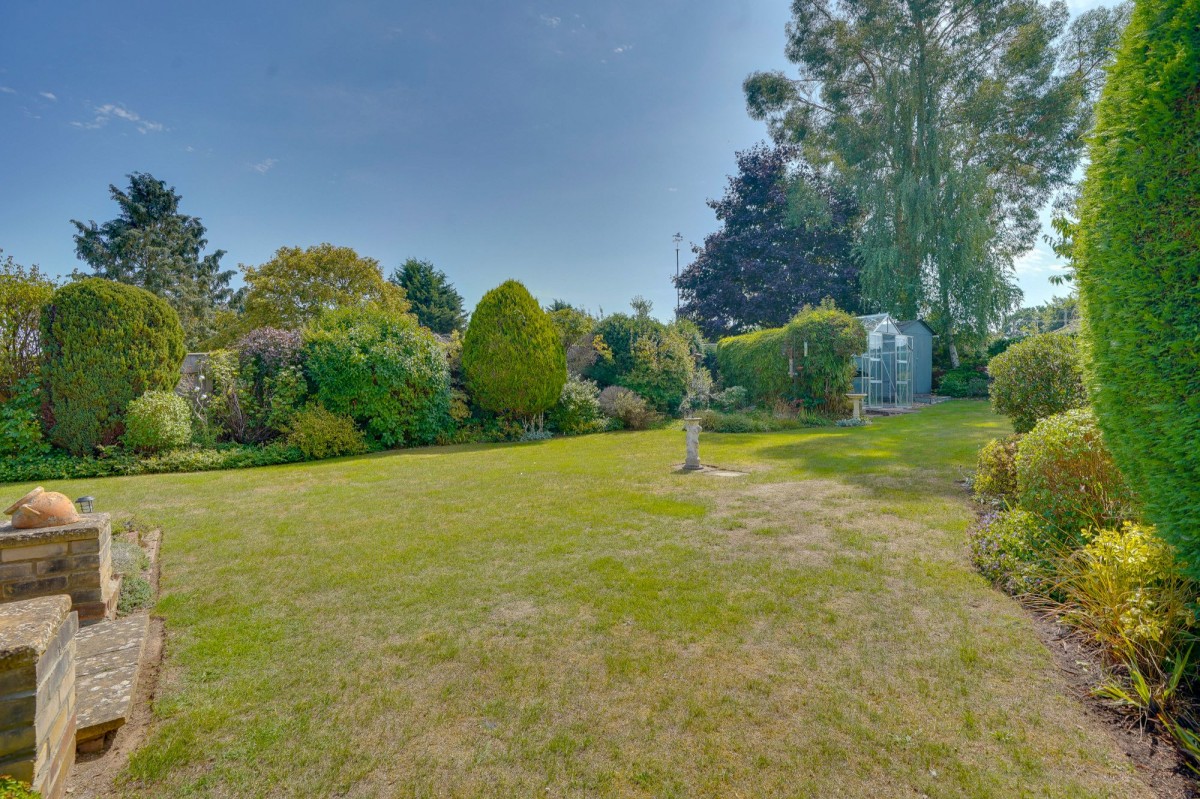 Ashley Road, Newmarket, CB8