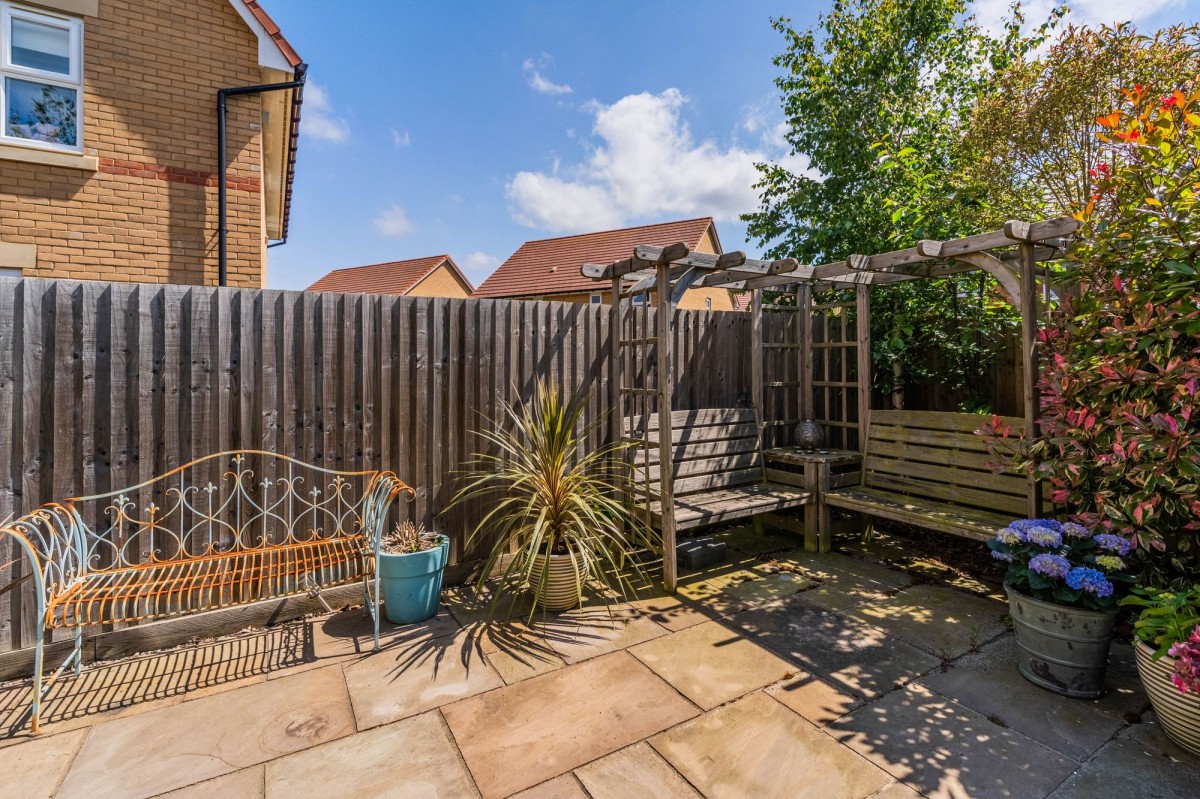 Pedersen Way, Northstowe, CB24