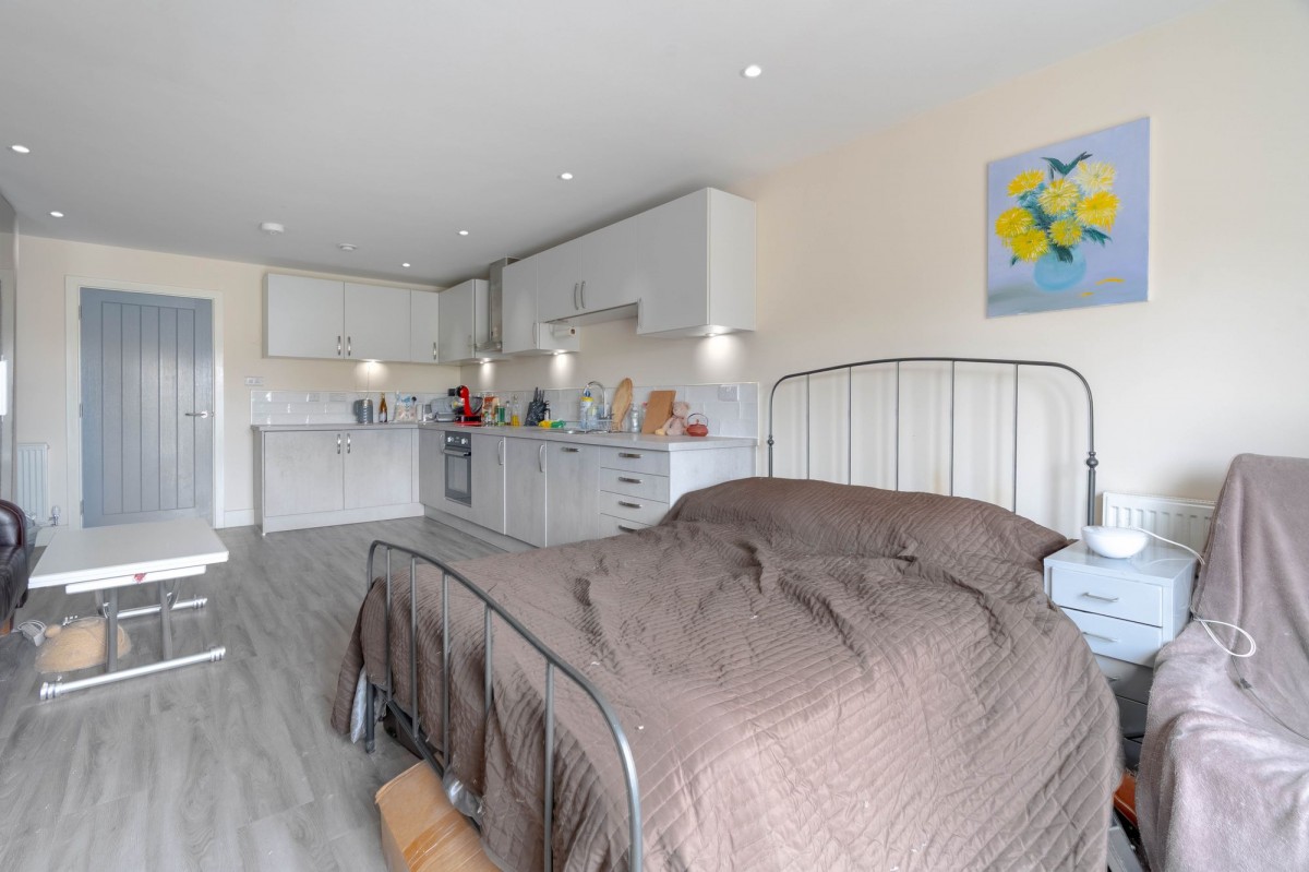 Milton Road, Lovell Lodge, CB4