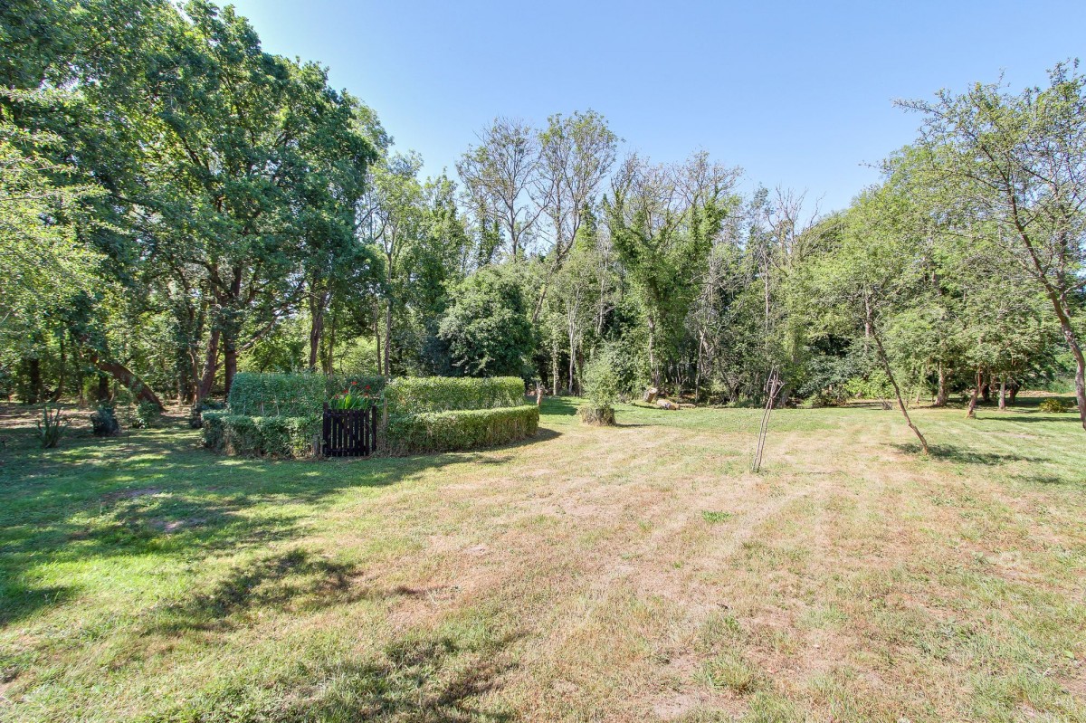 Main Road, West Bilney, PE32