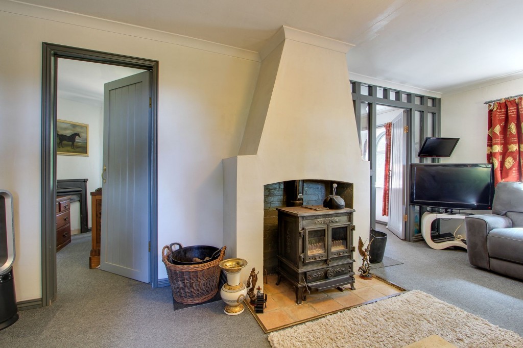 Main Road, West Bilney, PE32