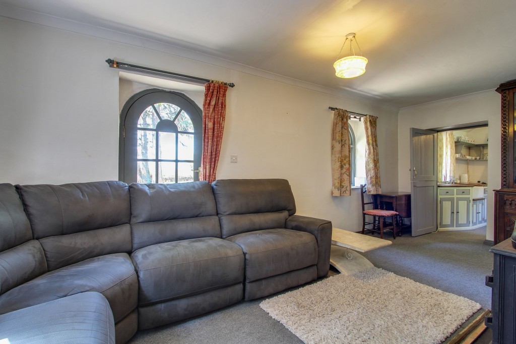 Main Road, West Bilney, PE32