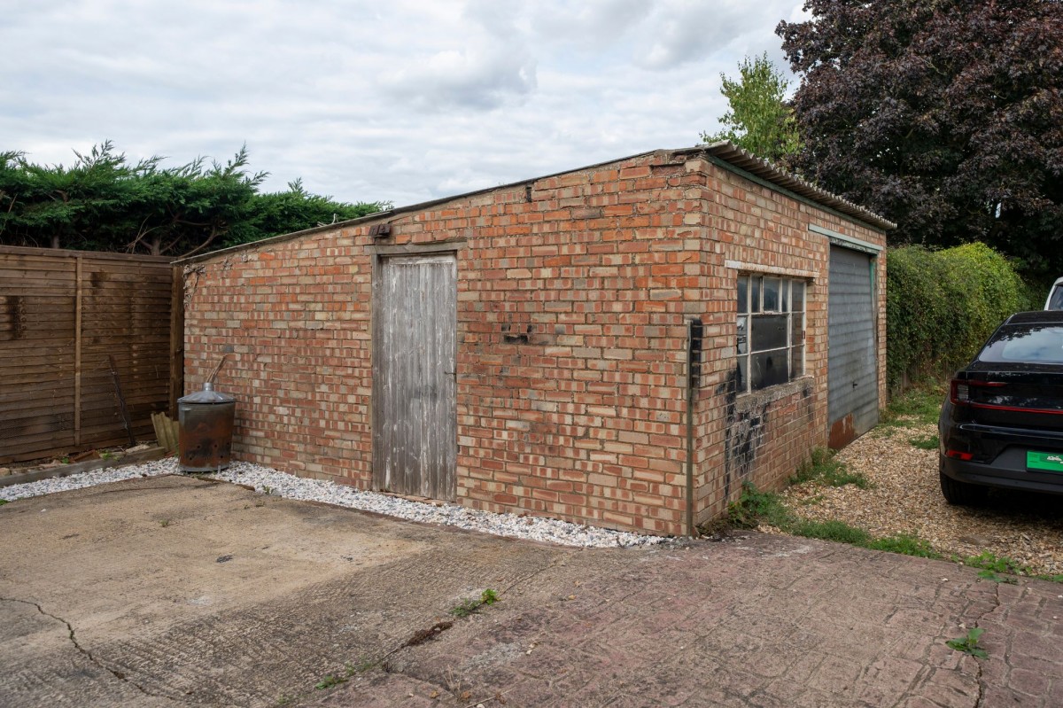 Newmarket Road, Stretham, CB6