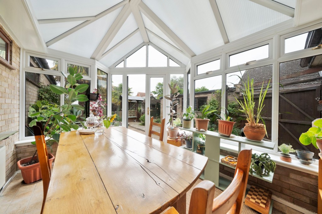 Newington, Willingham, CB24