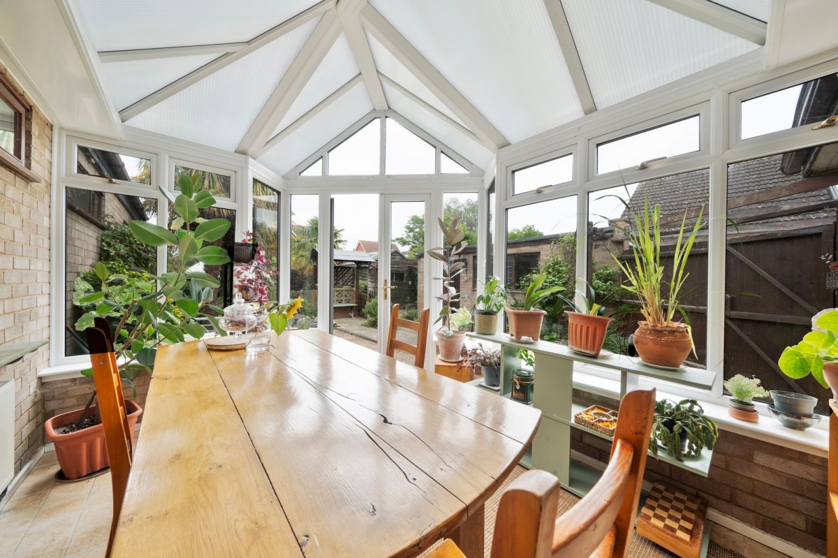 Newington, Willingham, CB24