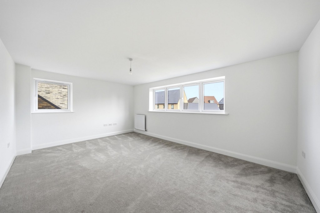 15 Aylesbury Walk, Northstowe, CB24