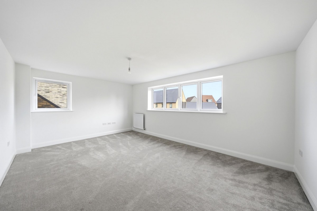 15 Aylesbury Walk, Northstowe, CB24