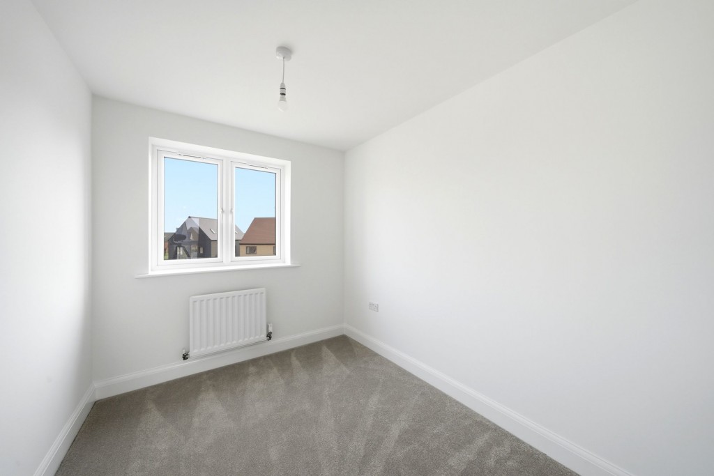 15 Aylesbury Walk, Northstowe, CB24
